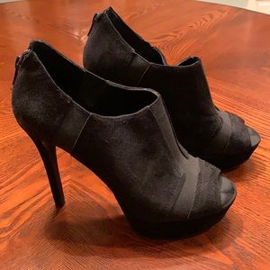 Jessica Simpson open toe platform bootie